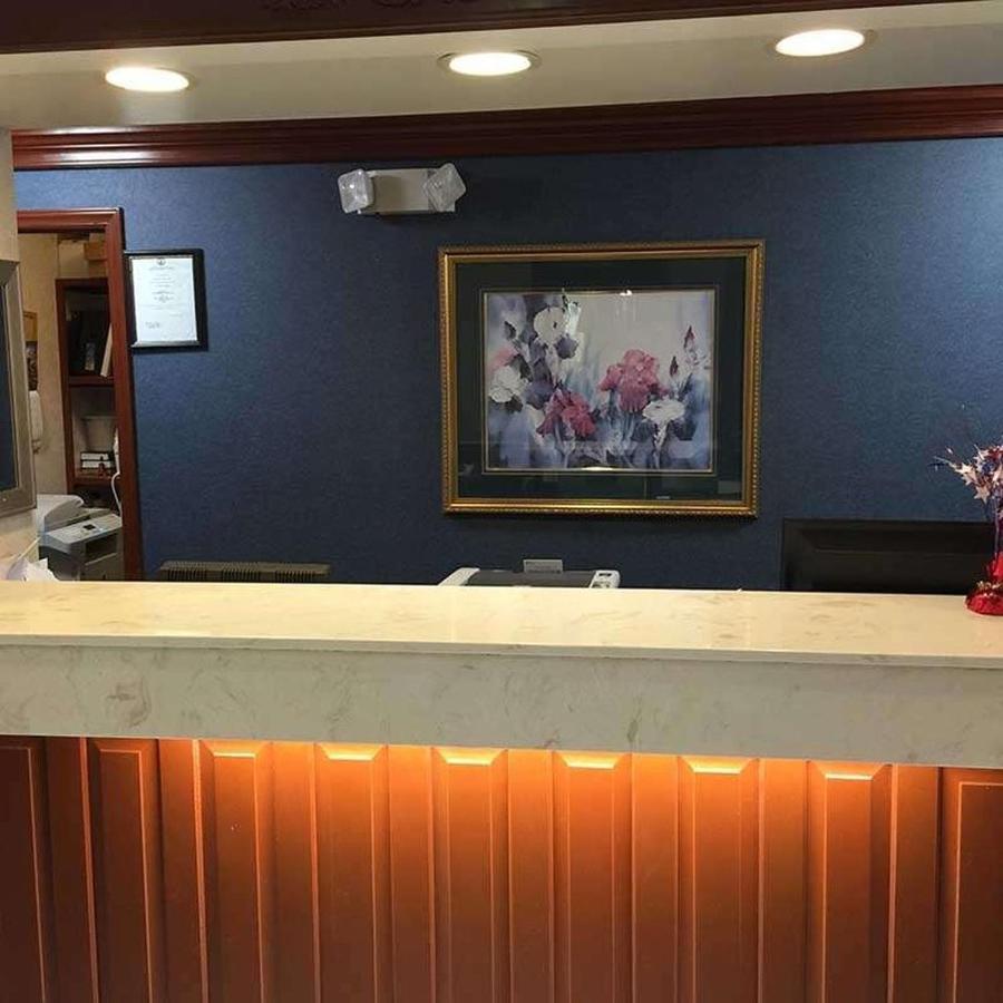Astoria Hotel Danville North Ngoại thất bức ảnh